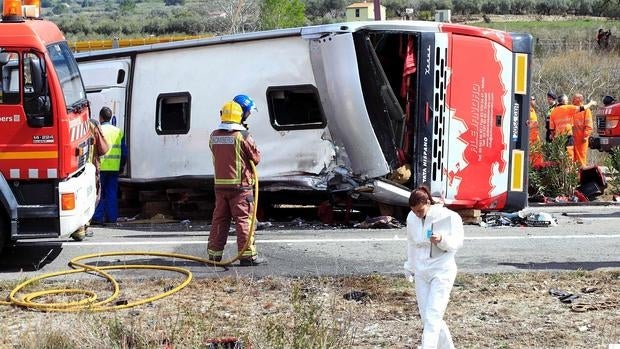 El autocar siniestrado en Freginals