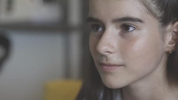 Imagen de la pequeña protagonista del vídeo
