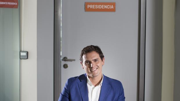 El presidente de Ciudadanos, Albert Rivera, durante siu entrevista con ABC