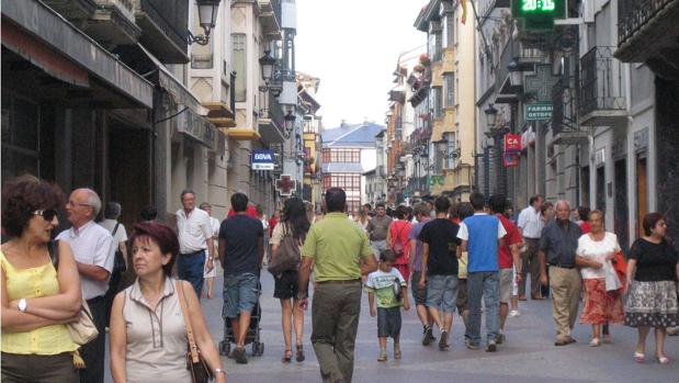 El turismo es uno de los puntales de la provincia oscense. En la imagen, casco urbano de Jaca