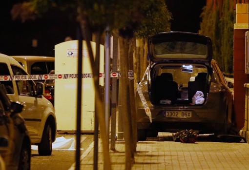 Vehículo en el que se ha estrellado el hombre que ha intentado matar a su expareja