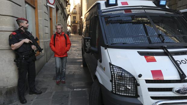Un agente de los Mossos d'Esquadra