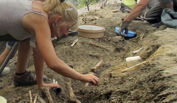 Exhumación de una fosa del franquismo hallada en la localidad malagueña de Istán