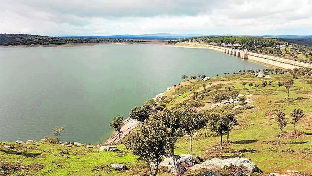 El embalse de Santa Teresa (Salamanca) tras las lluvias de estos días atrás