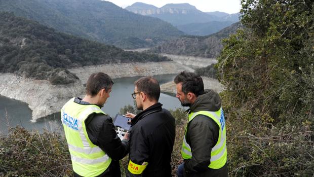 Mossos d'Esquadra durante la reconstruccion del doble crimen del pantano de Susqueda
