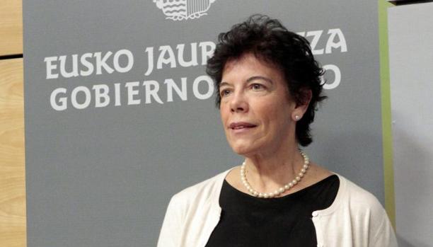 Isabel Celaá, en una foto de 2012 como consejera vasca