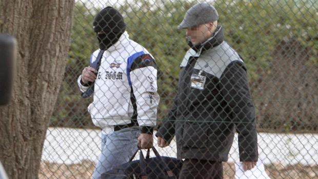 Miguel Ricart, encarcelado por el crimen de Alcàsser, a su salida de prisión en 2013