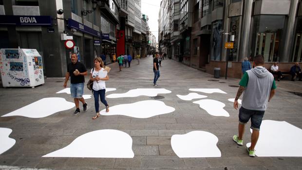 Paso de vaca en el centro de La Coruña