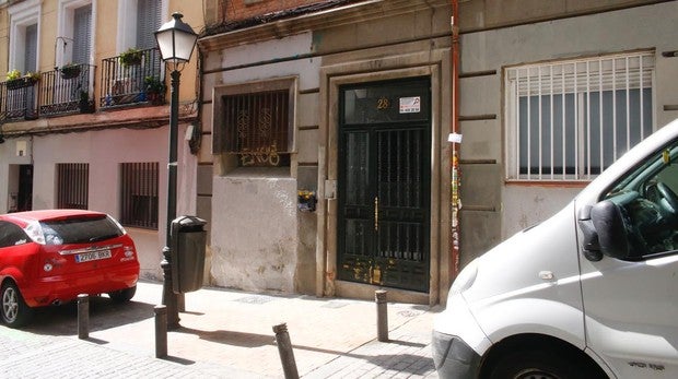 Portal del inmueble en el que tuvo lugar la agresión