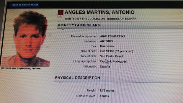 Imagen de la ficha de Antonio Anglés en Interpol tomada este jueves
