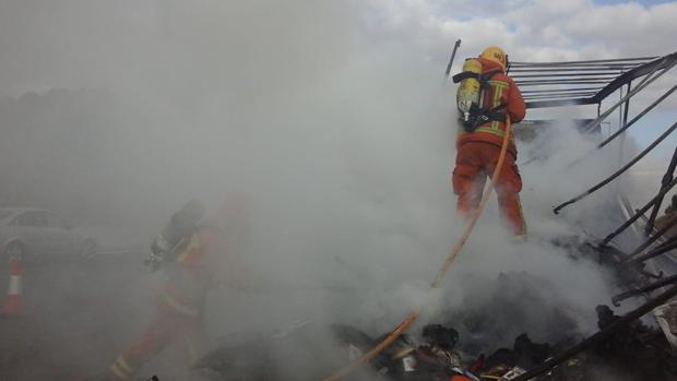 Imagen de archivo de la extinción de un incendio