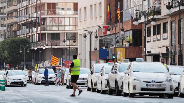 Imágenes de la última huelga del sector del taxi en Valencia