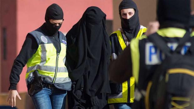 Operación policial en Melilla contra una red de captación de Daesh, en 2014
