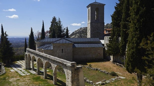 Exterior del convento-monasterio de San Julián y San Antonio