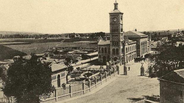 Vista general de la Estación. Archivo Municipal de Toledo. Fototipia Castañeira, Alvarez y Levenfeld, (ca. 1920