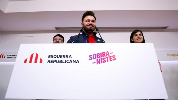 Rufián, durante la rueda de prensa de ERC