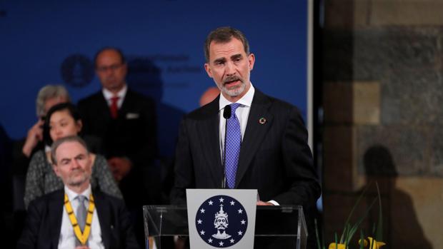 Don Felipe, durante su intervención ayer en la entrega del premio Carlomagno al secretario general de la ONU, Antonio Guterres, en Aquisgrán