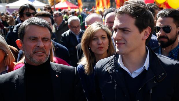 Manuel Valls y Albert Rivera en un acto en marzo de 2018