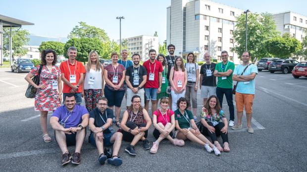 Visitantes a la sede de CERN en Ginebra (Suiza)