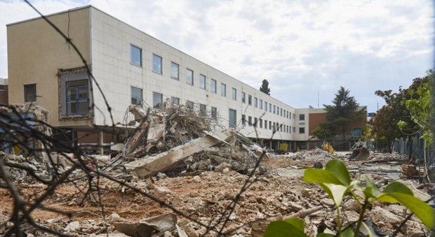 Parte del antiguo Colegio Alemán de la avenida de Concha Espina, ya demolido