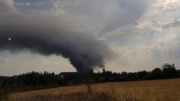 Imagen del incendio publicada por un vecino en su cuenta de Twitter
