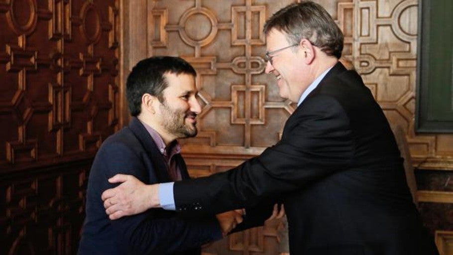 El Gobierno valenciano subvenciona a la entidad acusada de espiar a niños en el patio para ver si hablan en catalán