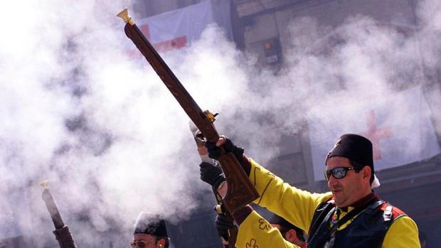 Disparo del Alardo, el acto de la fiesta de Moros y Cristianos en el que se emplea más polvora