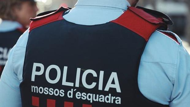 Un agente de los Mossos d'Esquadra, en una imagen de archivo