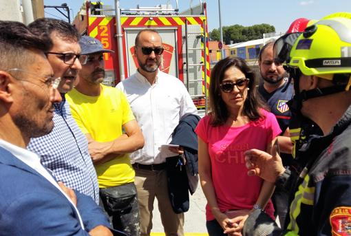 Javier Úbeda, en Borox con la alcaldesa Soledad Delgado