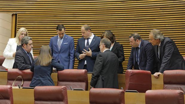 Imagen del grupo parlamentario de Vox en las Cortes Valencianas