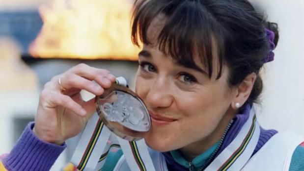 Blanca Fernández Ochoa consigue medalla de bronce en los Juegos Olímpicos de Invierno de Albertville en 1992