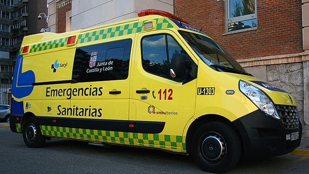 Hasta el lugar del accidente se desplazaron los servicios sanitarios de Emergencias de Sacyl