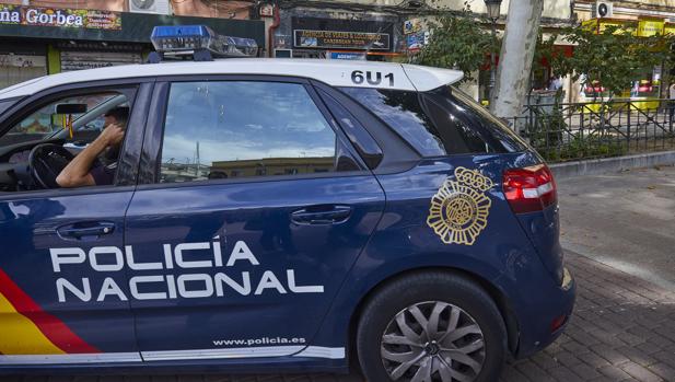 Agentes de la Policía Nacional han detenido al hombre de 35 años