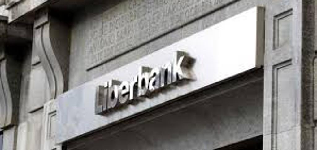 Liberbank y sindicatos comienzan este lunes a negociar los recortes de salarios y beneficios sociales