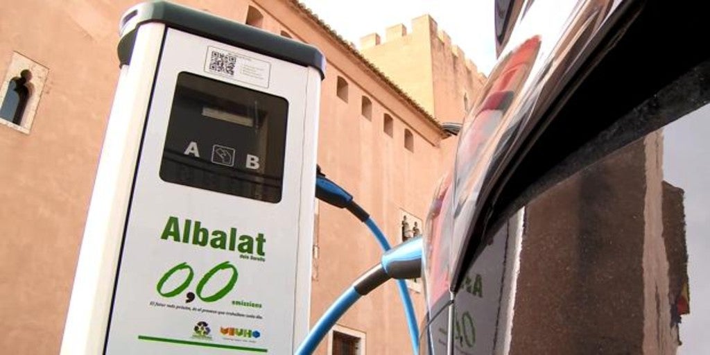 La Diputación de Valencia subvenciona 130 vehículos eléctricos y 80 puntos de recarga en 108 municipios