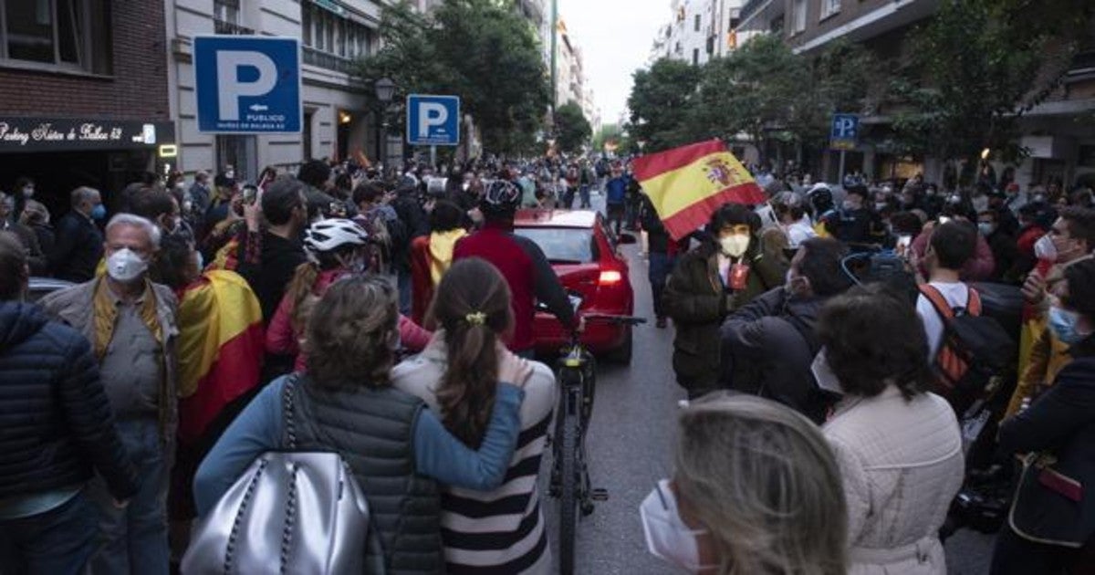 La Delegación de Gobierno desplegará un dispositivo en la La cacerolada de Núñez de Balboa se extiende por todo Madrid