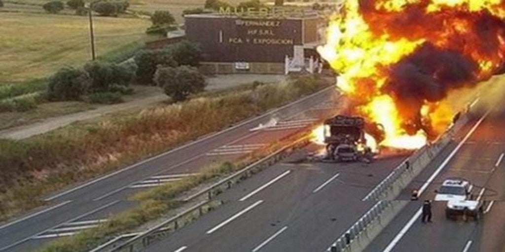 Reabren la A-4 tras el espectacular accidente moral en Ocaña