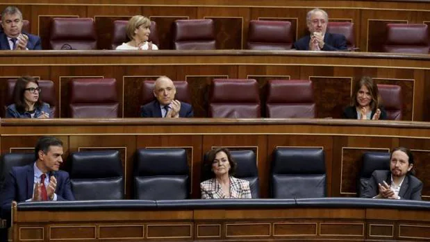 Sánchez, Calvo y Pablo Iglesias, en el Congreso