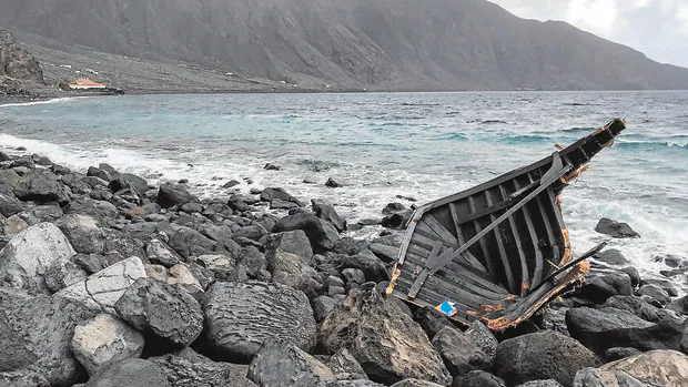 El Hierro La Isla De Las Pateras Fantasmas