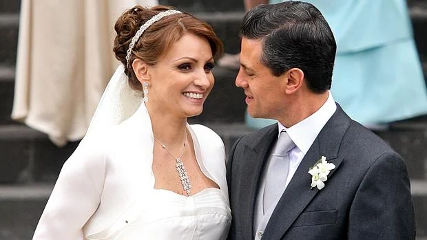 Una Investigacion Pone En Cuestion La Boda Religiosa De Enrique Pena Nieto Y Angelica Rivera