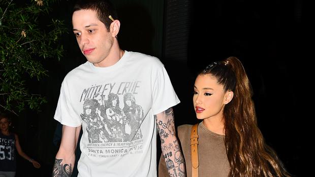 Peter Davidson y Ariana Grande