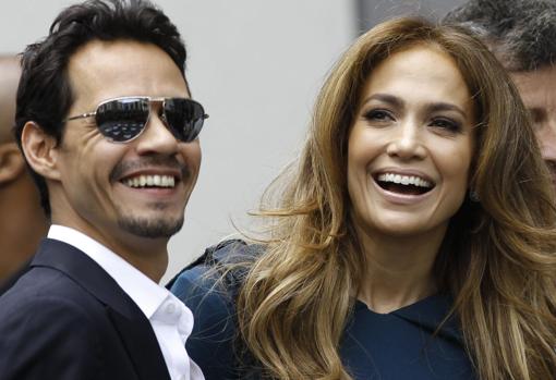 Marc Anthony le hizo entrega de un diamante rosa de 5 millones