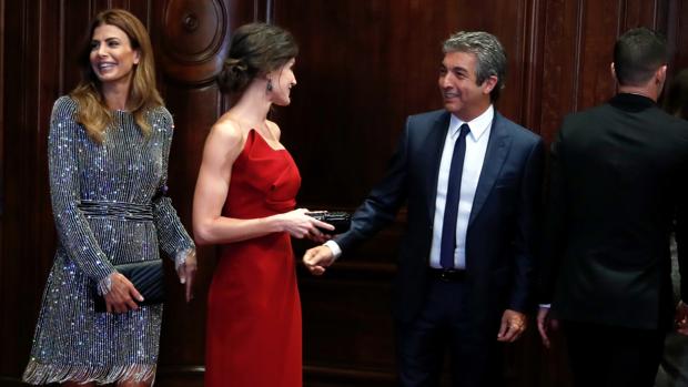 Ricardo Darin Encandila A Los Reyes En Su Despedida De Buenos Aires