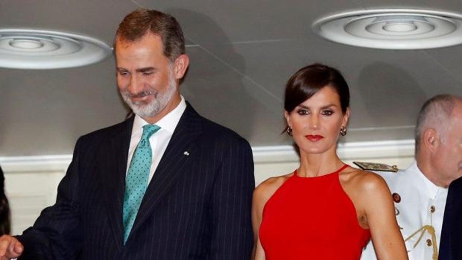 Los tres «outfits» con los que la Reina Letizia ha dado una lección de estilo en Cuba