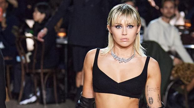 Miley Cyrus, estrella del desfile de Marc Jacobs