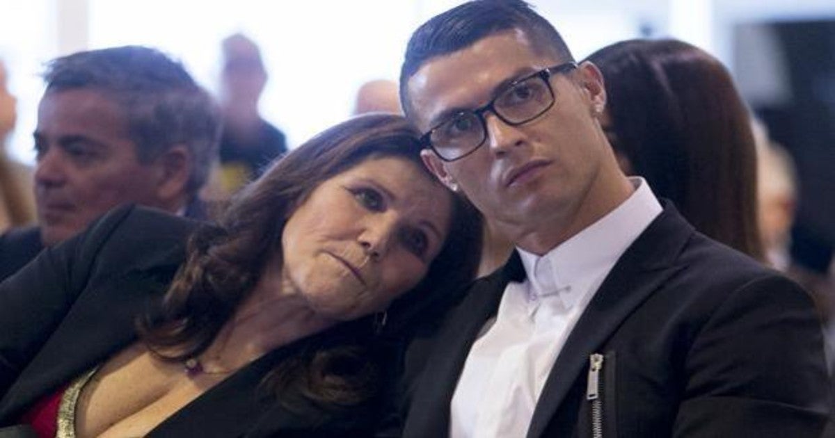 La Madre De Cristiano Ronaldo Operada De Urgencia Tras Sufrir Un Infarto Cerebral Cristiano anunció en julio del 2010 que tenía un hijo y que la madre quería «se mantuviera. la madre de cristiano ronaldo operada