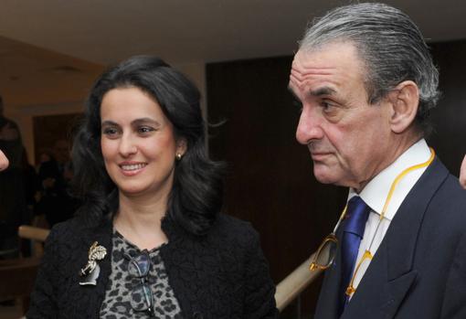 Mario Conde y María Pérez Ugena
