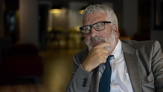 El filósofo navarro Gregorio Luri es autor del libro «Mejor Educados»