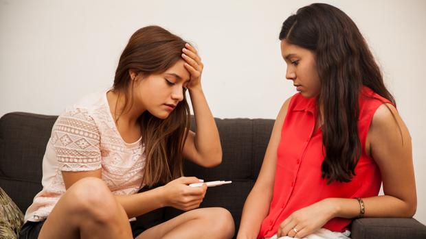 El Riesgo De Embarazo Adolescente Disminuye Si Se Convive
