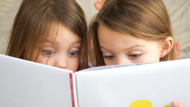Volver a conectar con el libro tradicional es uno de los retos de esta iniciativa de «micuento.com»